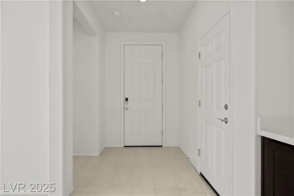 Property Slideshow image 3 of 38 | 558 jefferson ln, Mesquite, NV, 89027