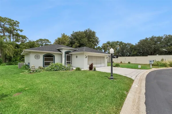 Property Slideshow image 2 of 34 | 472 sweetwater way, Haines City, FL, 33844