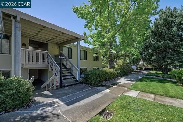 Property Slideshow image 2 of 51 | 2000 golden rain rd 4, Walnut Creek, CA, 94595