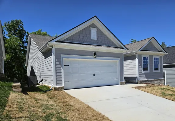 Property Slideshow image 2 of 39 | 117 holly rdg, Antioch, TN, 37013