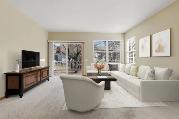 Property Slideshow image 3 of 14 | 11676 river ter, Huntley, IL, 60142