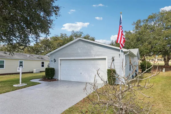 Property Slideshow image 2 of 52 | 721 heathrow ave, The Villages, FL, 32159