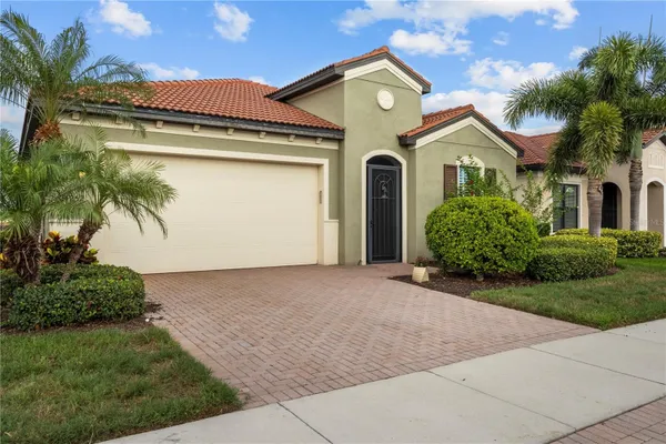 Property Slideshow image 2 of 67 | 24252 gallberry dr, Venice, FL, 34293