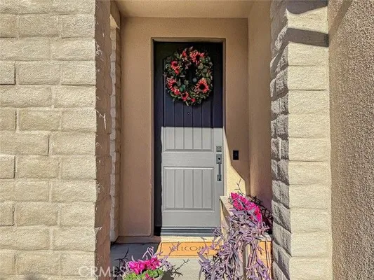 Property Slideshow image 2 of 71 | 2458 rondell rd, Camarillo, CA, 93012