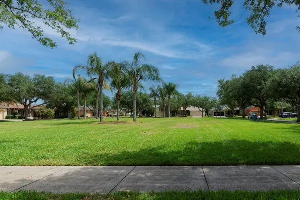 Property Slideshow image 2 of 61 | 100 meridian ave, Poinciana, FL, 34759