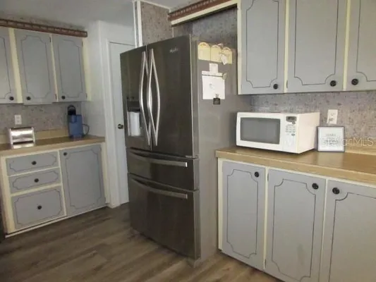 Property Slideshow image 3 of 26 | 1014 dustin dr, Lady Lake, FL, 32159