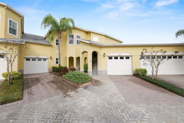 Property Slideshow image 2 of 72 | 3901 serenade ln # 1, Lakeland, FL, 33811
