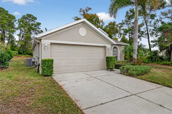 Property Slideshow image 2 of 25 | 2453 pleasant hill ln, Holiday, FL, 34691