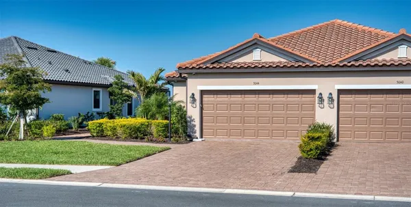 Property Slideshow image 2 of 47 | 3044 formia ct, Bradenton, FL, 34211