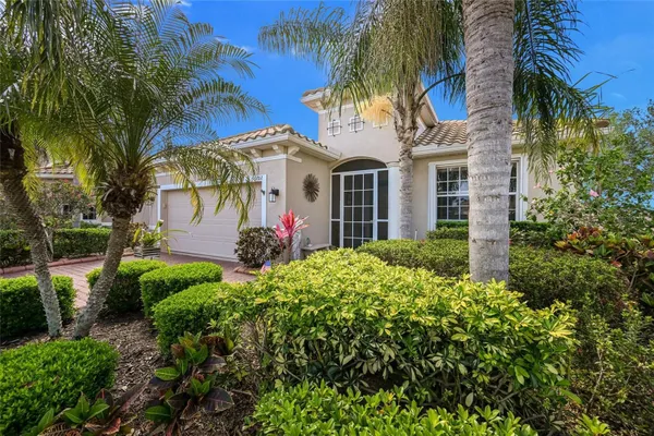Property Slideshow image 2 of 70 | 6702 41st street cir, Sarasota, FL, 34243