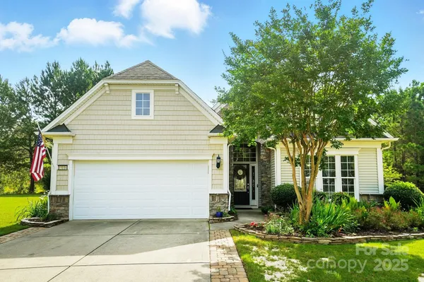 Property Slideshow image 2 of 28 | 15116 legend oaks ct, Fort Mill, SC, 29707