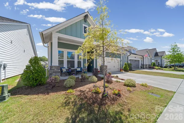 Property Slideshow image 3 of 46 | 1133 idyllic ln, Waxhaw, NC, 28173