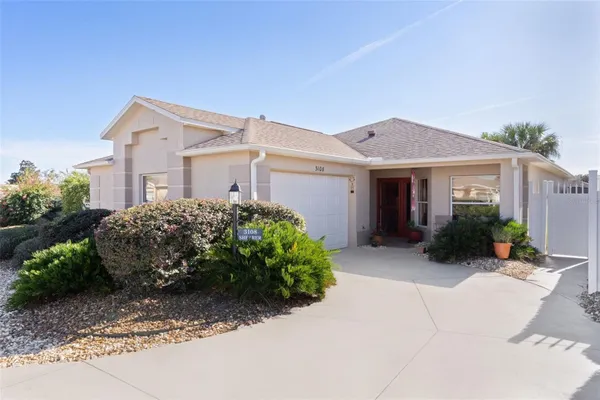 Property Slideshow image 2 of 47 | 3108 carrollton ct, The Villages, FL, 32162