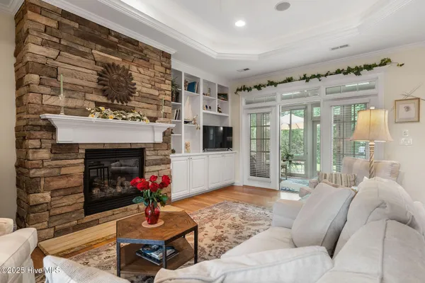 Property Slideshow image 3 of 88 | 8269 crest top ct, Leland, NC, 28451