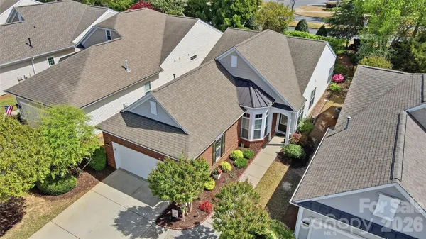 Property Slideshow image 2 of 39 | 5123 grandview dr, Fort Mill, SC, 29707