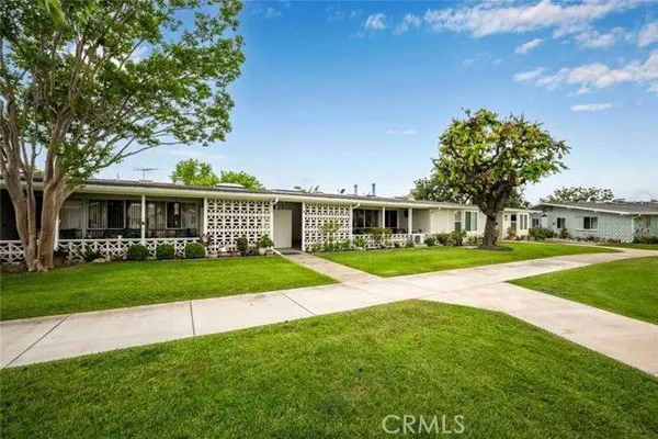 Property Slideshow image 3 of 27 | 13740 el dorado dr 26h, Seal Beach, CA, 90740