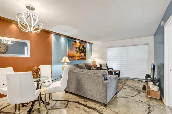 Property Slideshow image 2 of 27 | 2990 nw 46th ave 115a, Lauderdale Lakes, FL, 33313