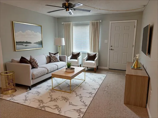 Property Slideshow image 3 of 12 | 10116 tulip st n # 10116, Pinellas Park, FL, 33782