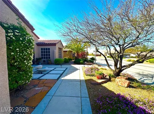 Property Slideshow image 2 of 47 | 2631 savannah springs ave, Henderson, NV, 89052