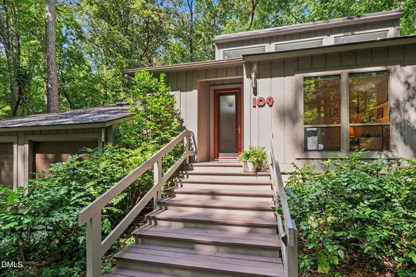 Property Slideshow image 3 of 39 | 109 creekwood, Pittsboro, NC, 27312