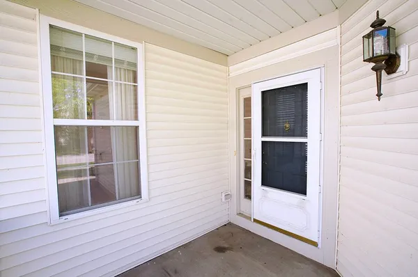 Property Slideshow image 3 of 49 | 2241 carillon dr, Grayslake, IL, 60030