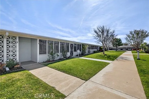 Property Slideshow image 3 of 24 | 1200 canoe brook dr 19d, Seal Beach, CA, 90740