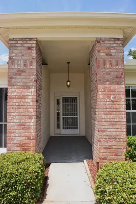 Property Slideshow image 3 of 36 | 9027 warwick ln, New Port Richey, FL, 34655