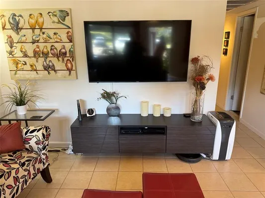 Property Slideshow image 3 of 28 | 1066 newport q # 1066, Deerfield Beach, FL, 33442