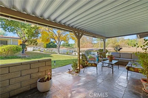 Property Slideshow image 3 of 29 | 19348 avenue of the oaks, Newhall, CA, 91321