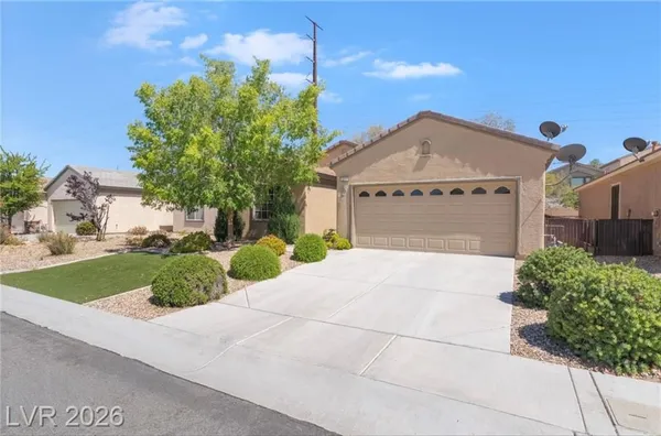 Property Slideshow image 3 of 36 | 2279 bildad dr, Henderson, NV, 89044
