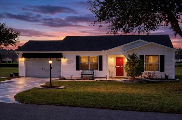 Property Slideshow image 2 of 48 | 674 camino del rey dr, The Villages, FL, 32159