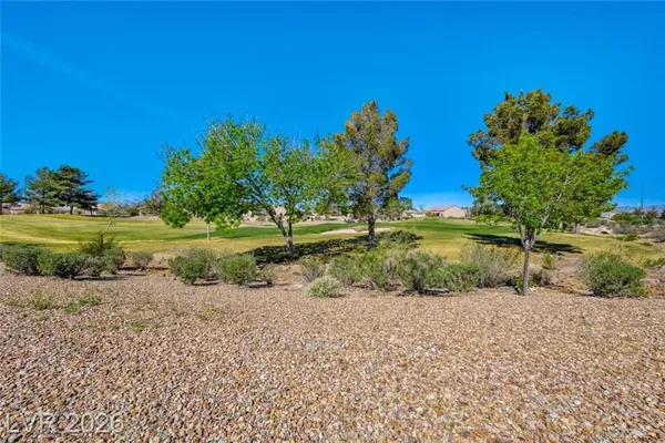 Property Slideshow image 2 of 58 | 7661 broadwing dr, North Las Vegas, NV, 89084