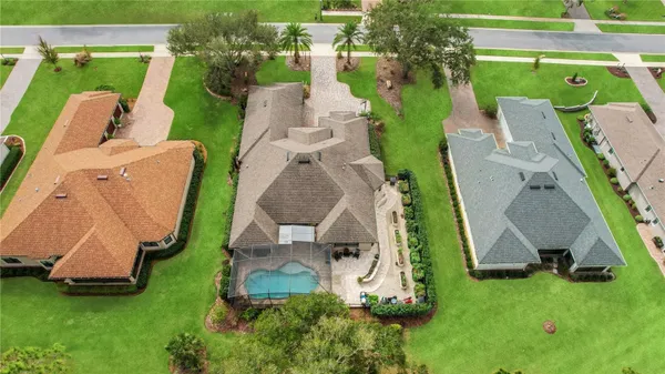 Property Slideshow image 3 of 83 | 5084 greens dr, Lady Lake, FL, 32159