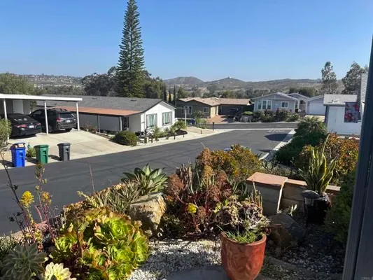 Property Slideshow image 2 of 12 | 2295 lindsay dr, Carlsbad, CA, 92008