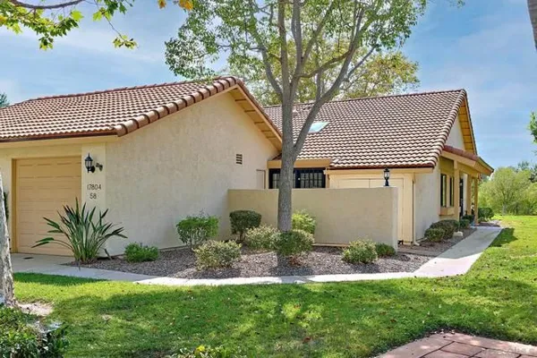 Property Slideshow image 2 of 34 | 17804 corte huasco 58, San Diego, CA, 92128