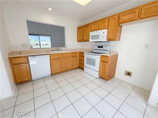 Property Slideshow image 2 of 23 | 9336 january dr, Las Vegas, NV, 89134