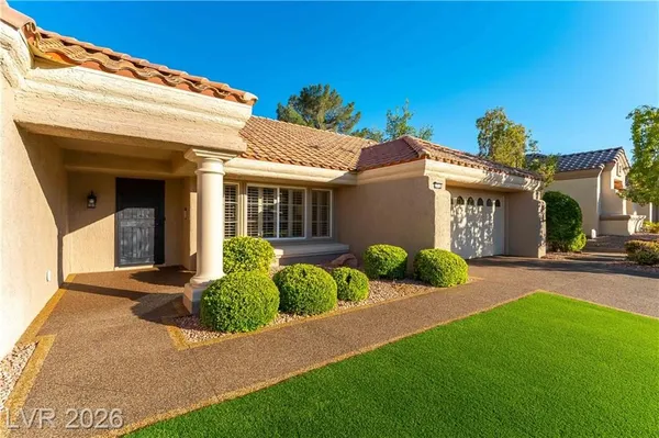 Property Slideshow image 3 of 47 | 2716 tumble brook dr, Las Vegas, NV, 89134