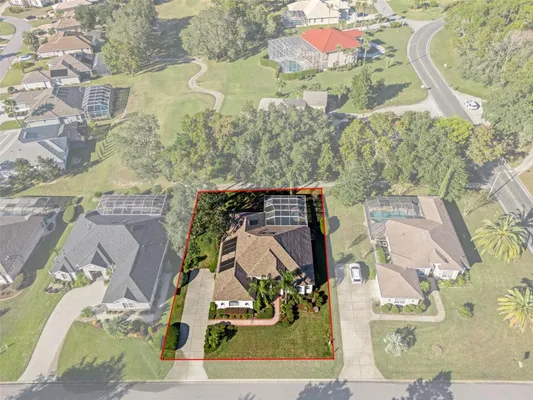 Property Slideshow image 2 of 58 | 8789 mississippi run, Weeki Wachee, FL, 34613