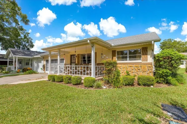 Property Slideshow image 2 of 30 | 8873 sw 95th st d, Ocala, FL, 34481