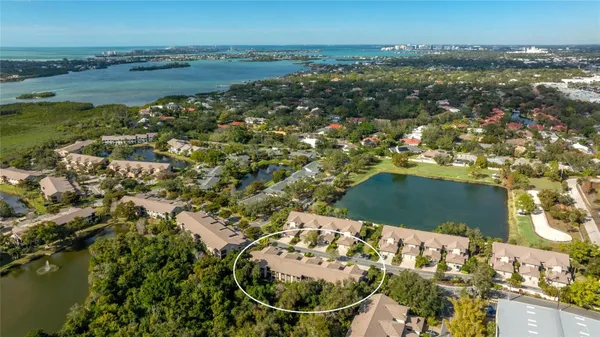 Property Slideshow image 3 of 57 | 1648 starling dr # 202, Sarasota, FL, 34231