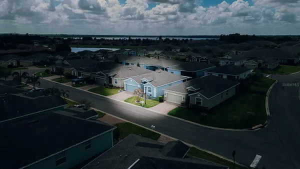 Property Slideshow image 3 of 59 | 2708 attwater loop, Winter Haven, FL, 33884