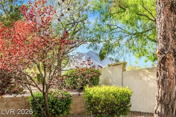 Property Slideshow image 2 of 39 | 10722 sky meadows ave, Las Vegas, NV, 89134