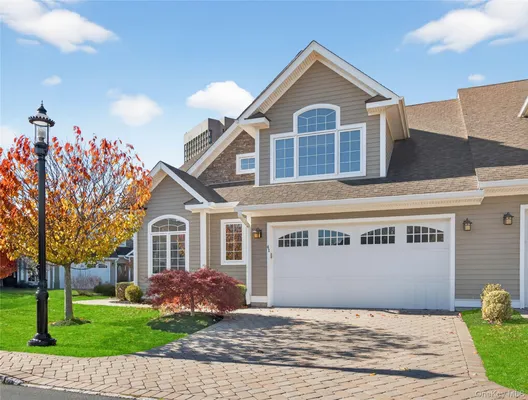 Property Slideshow image 2 of 48 | 41 michael roberts ct, Pearl River, NY, 10965