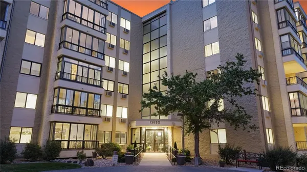 Property Slideshow image 2 of 25 | 13850 e marina dr 510, Aurora, CO, 80014