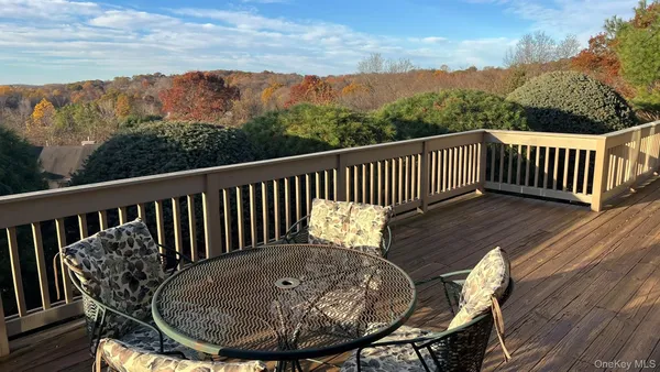 Property Slideshow image 3 of 11 | 882 heritage hls b, Somers, NY, 10589