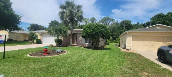 Property Slideshow image 2 of 20 | 15360 sw 15th terrace rd, Ocala, FL, 34473