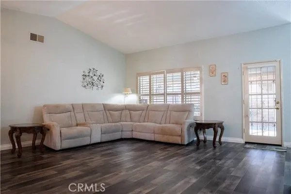 Property Slideshow image 3 of 11 | 2669 maple dr, Hemet, CA, 92545