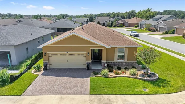 Property Slideshow image 2 of 55 | 5670 nw 39th ln, Ocala, FL, 34482