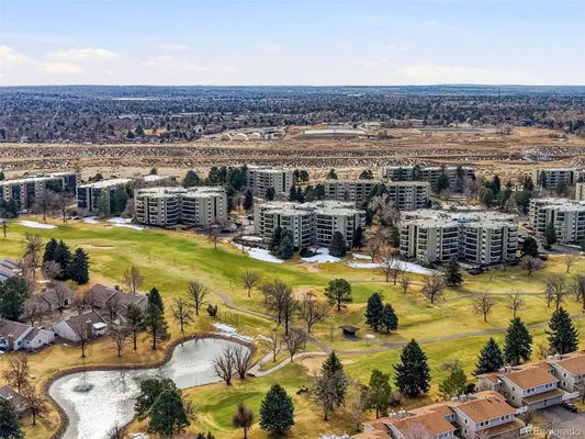 Property Slideshow image 3 of 44 | 13961 e marina dr 305, Aurora, CO, 80014