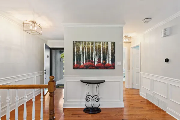 Property Slideshow image 3 of 41 | 228 hickory ln c, Lake Barrington, IL, 60010